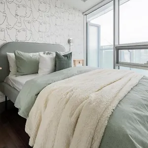  Apartment Downtown Step To Cn Tower ,scotiabank Arena .union Station Canada